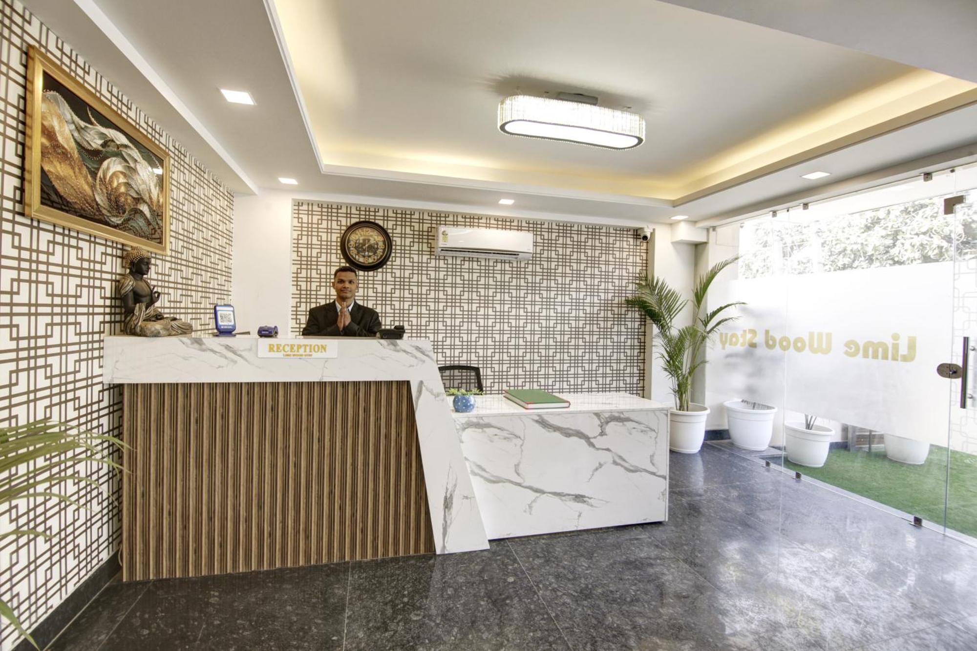 Limewood Stay - Millennium Huda City Center Gurgaon Dış mekan fotoğraf