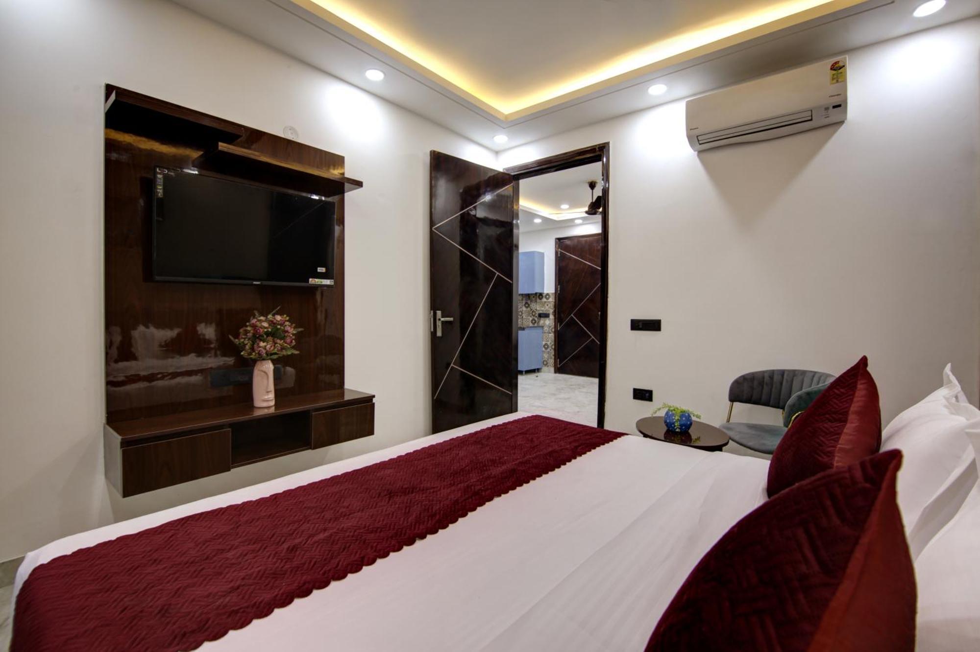 Limewood Stay - Millennium Huda City Center Gurgaon Dış mekan fotoğraf