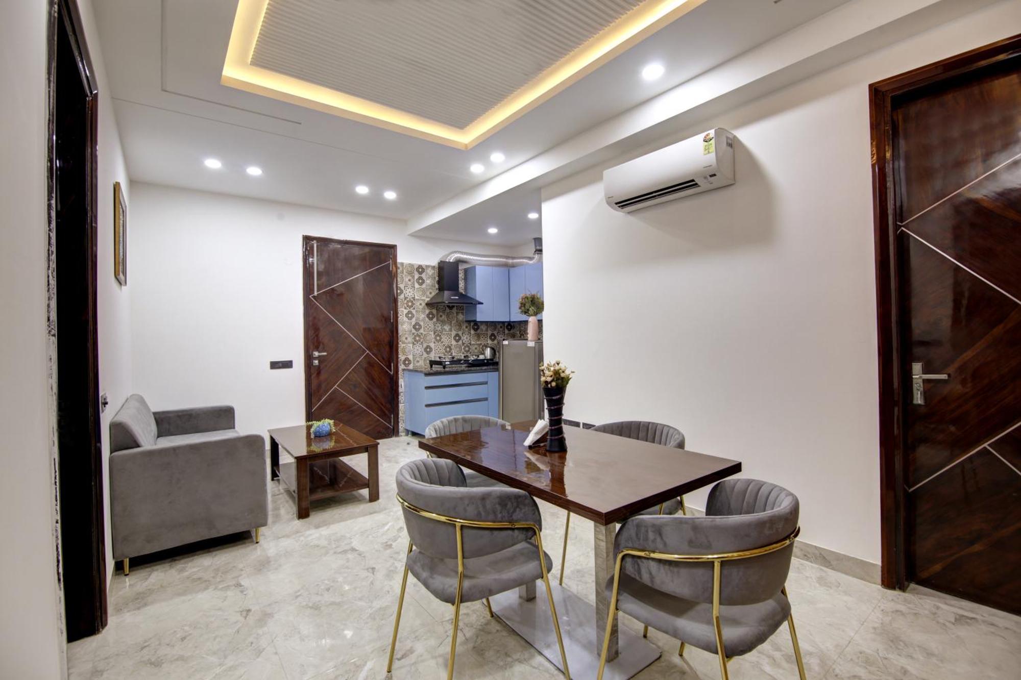 Limewood Stay - Millennium Huda City Center Gurgaon Dış mekan fotoğraf