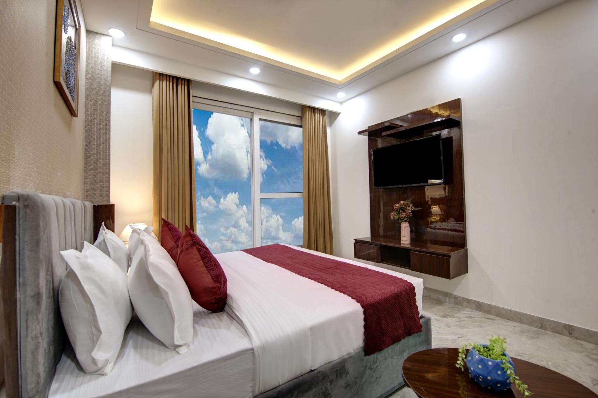 Limewood Stay - Millennium Huda City Center Gurgaon Dış mekan fotoğraf